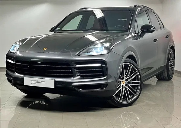 mazowieckie Porsche Cayenne cena 399000 przebieg: 74921, rok produkcji 2019 z Goniądz